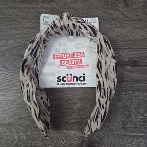 Scunci Black and Cream Headband NEW